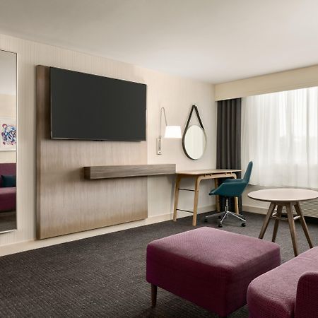 Crowne Plaza Philadelphia King Of Prussia Hotel Екстериор снимка